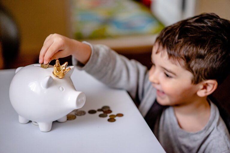 Rolurile financiare într-o familie